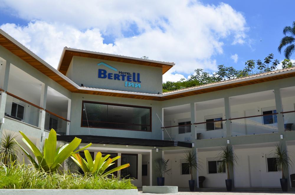 פנדו Hotel Bertell Inn מראה חיצוני תמונה